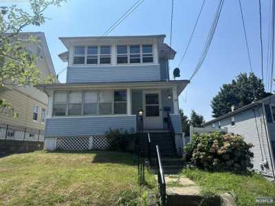 Home For Rent in West Orange, New Jersey