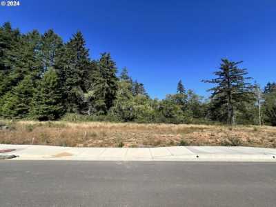 Residential Land For Sale in Brookings, Oregon