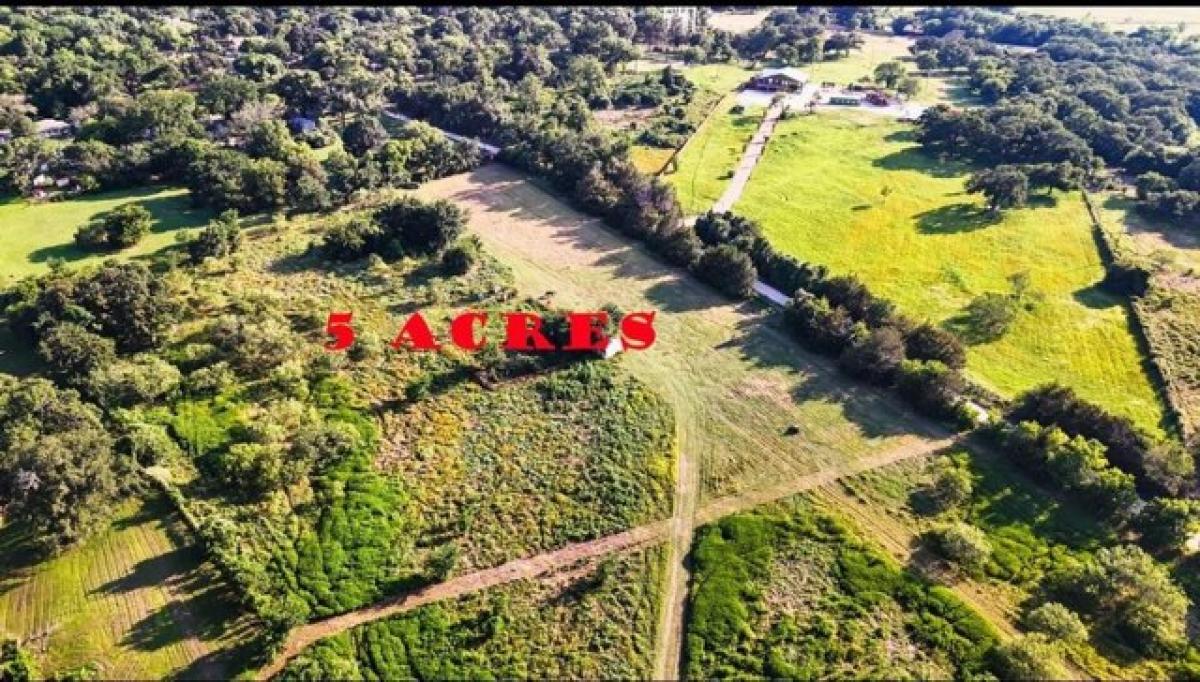 Picture of Residential Land For Sale in Corsicana, Texas, United States