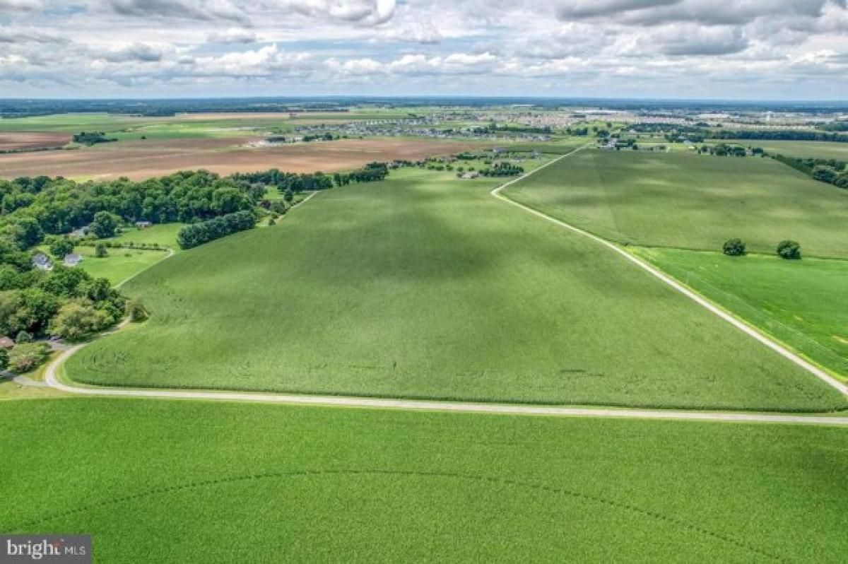 Picture of Residential Land For Sale in Townsend, Delaware, United States