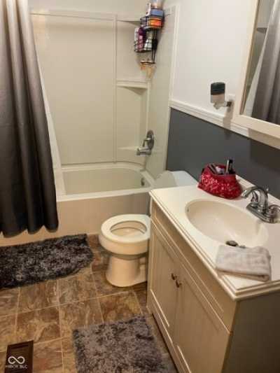 Home For Sale in Fairland, Indiana