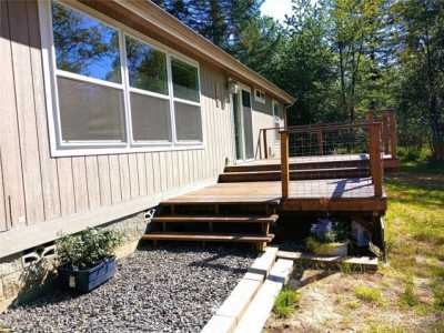 Home For Sale in Onalaska, Washington