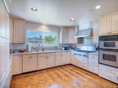 Home For Sale in Tiburon, California