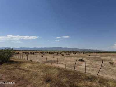 Residential Land For Sale in Aguila, Arizona