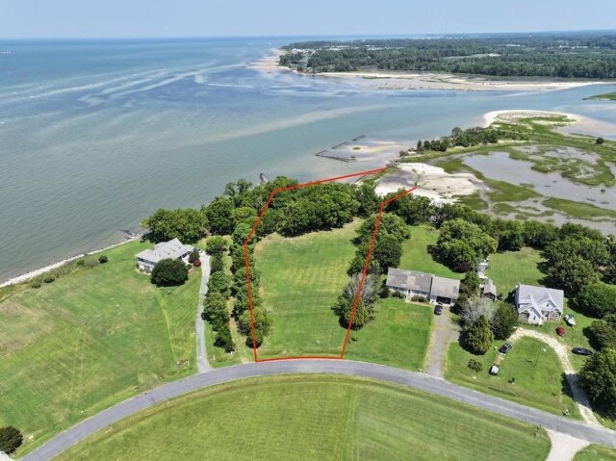 Picture of Residential Land For Sale in Cape Charles, Virginia, United States