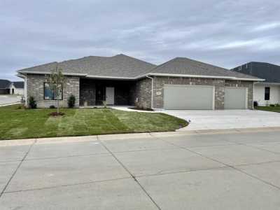 Home For Sale in Bel Aire, Kansas