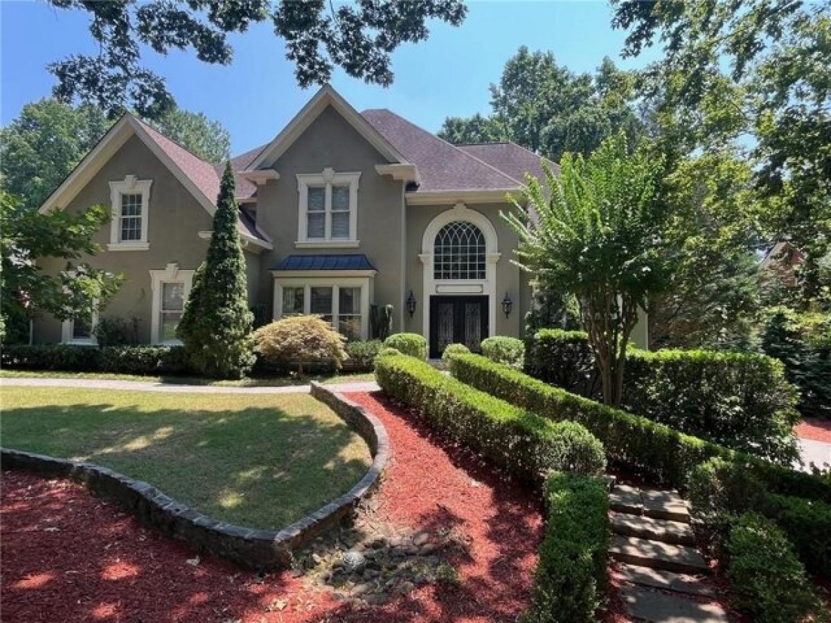 Picture of Home For Sale in Johns Creek, Georgia, United States