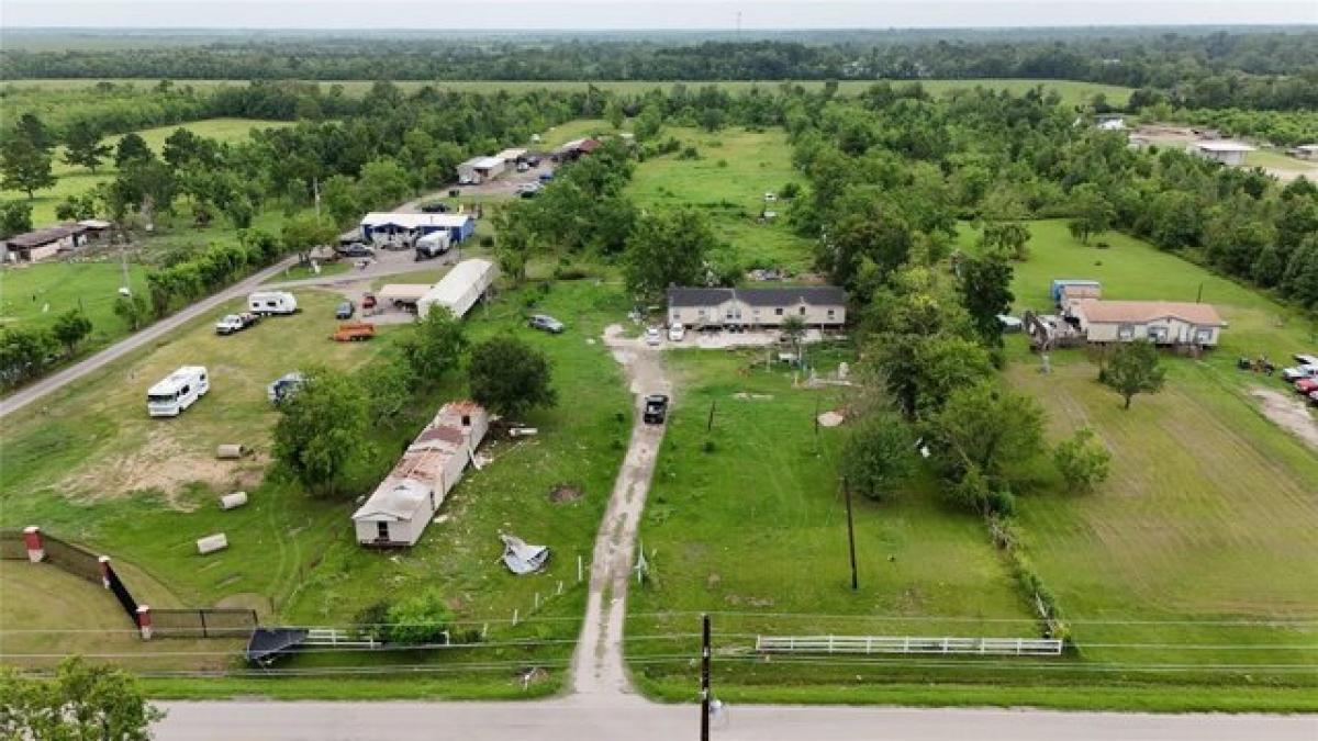 Picture of Residential Land For Sale in Huffman, Texas, United States