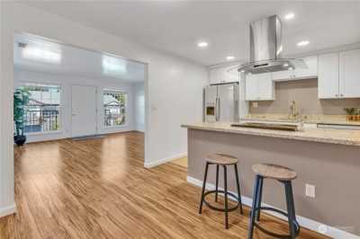 Home For Sale in Seatac, Washington