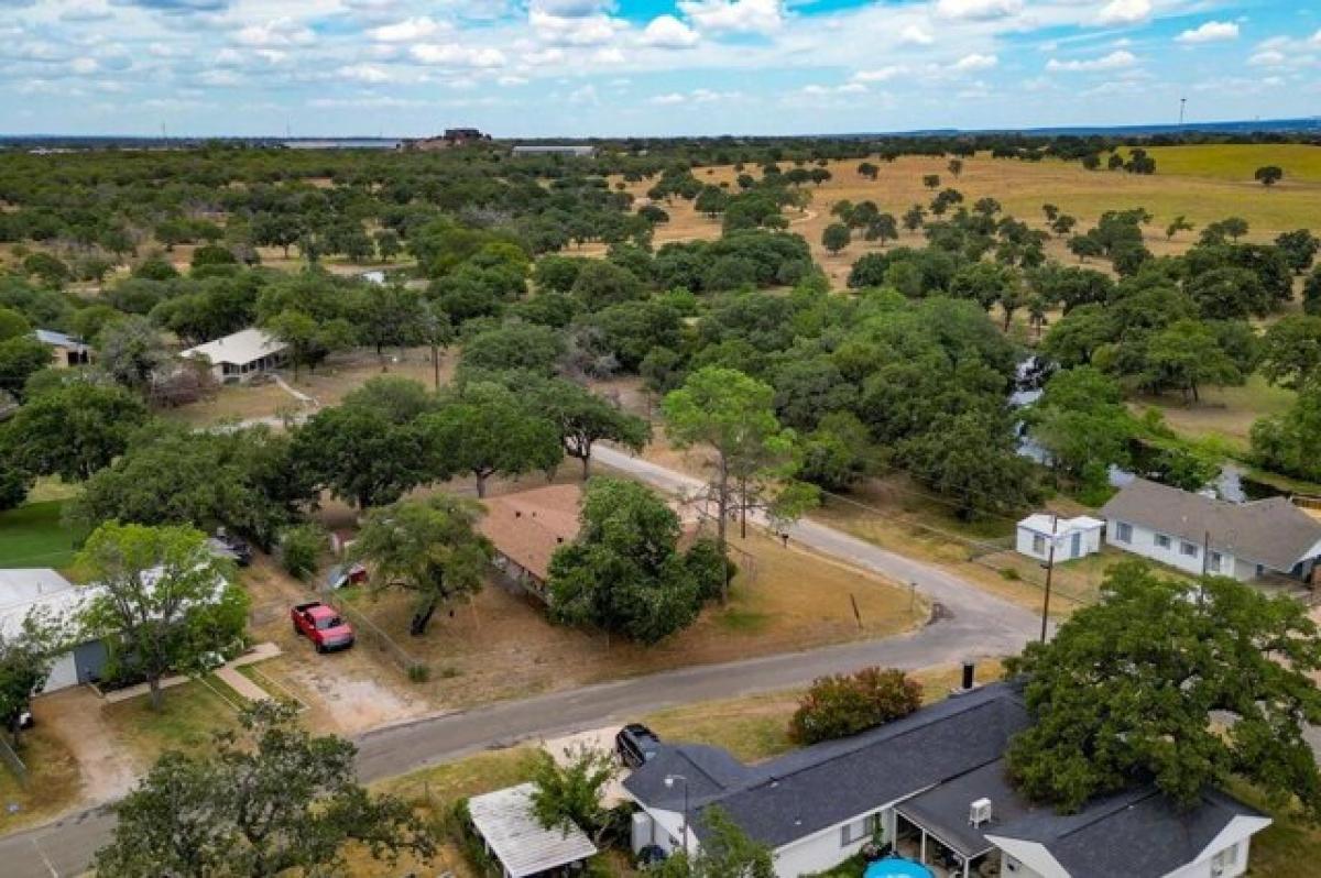 Picture of Home For Sale in Marble Falls, Texas, United States