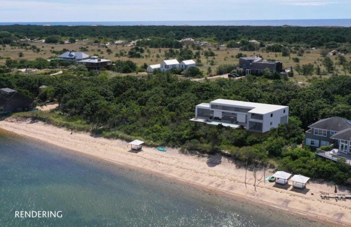 Picture of Residential Land For Sale in Amagansett, New York, United States