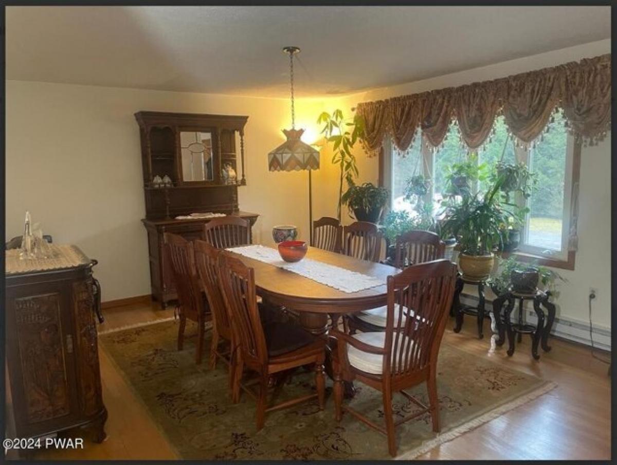 Picture of Home For Rent in Hawley, Pennsylvania, United States