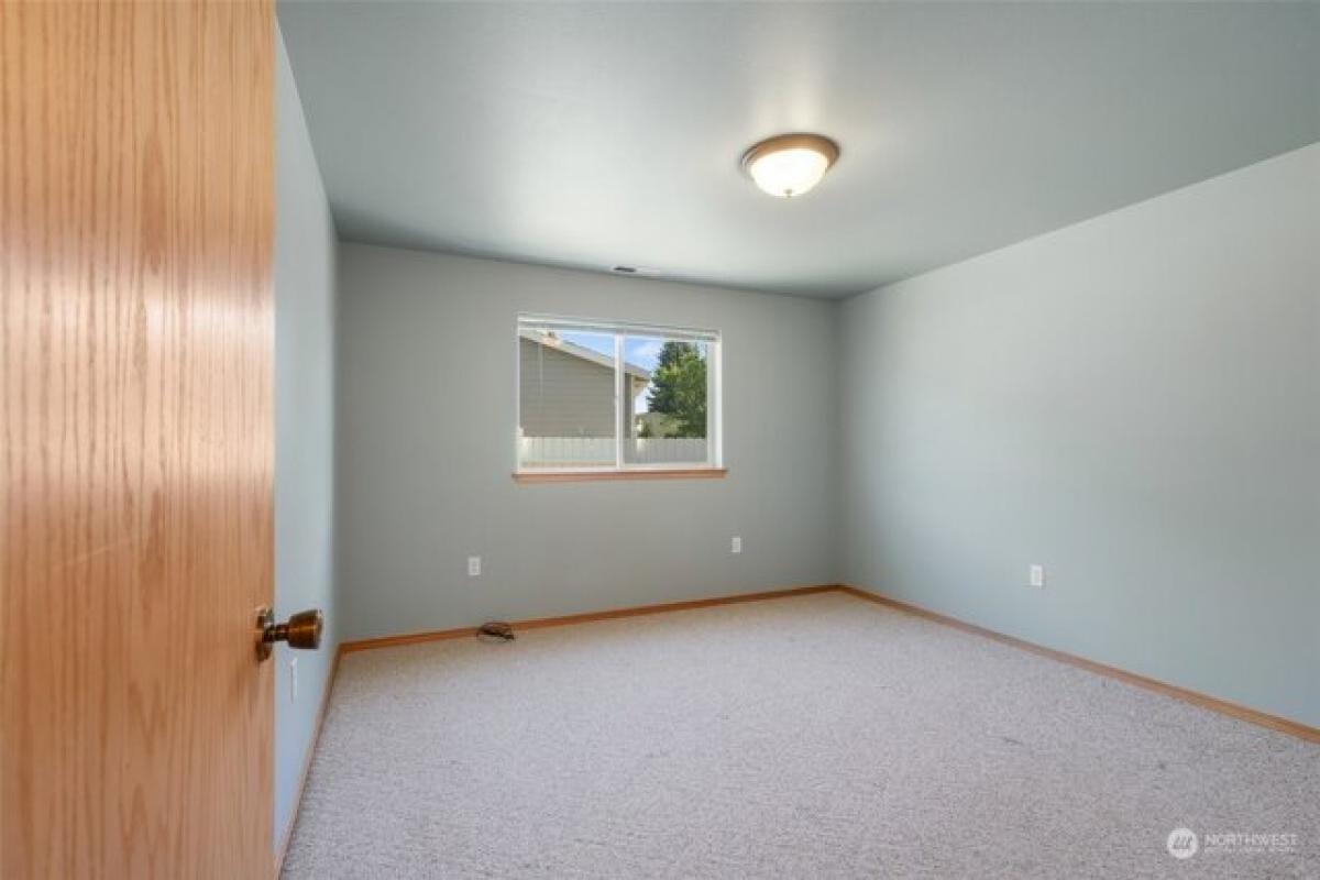 Picture of Home For Sale in Ellensburg, Washington, United States