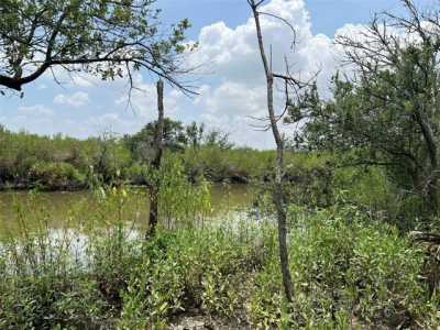 Residential Land For Sale in Channelview, Texas