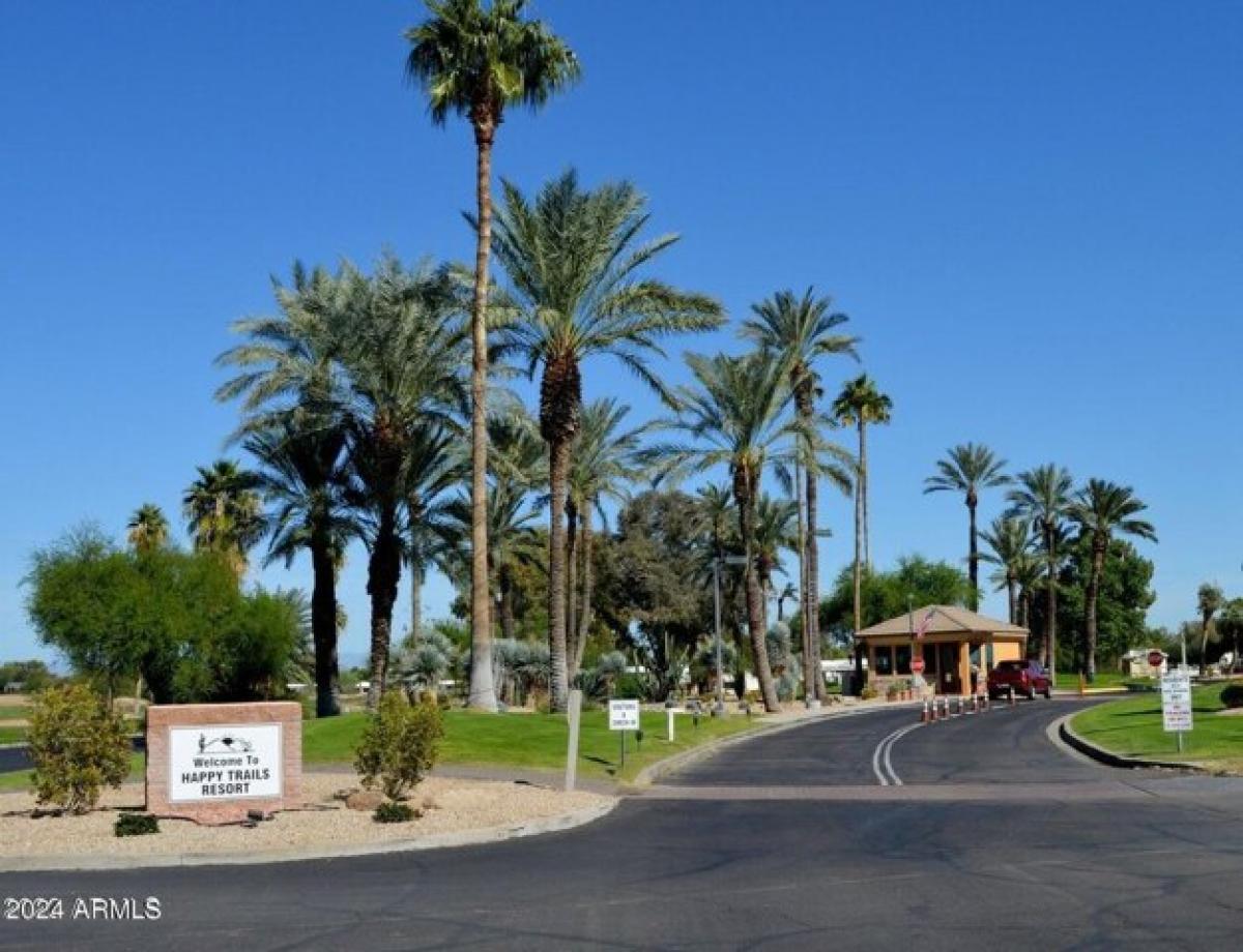 Picture of Residential Land For Sale in Surprise, Arizona, United States