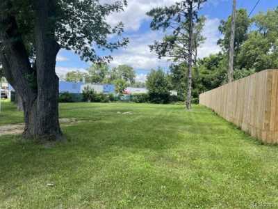 Residential Land For Sale in Pontiac, Michigan