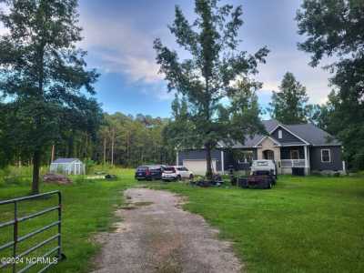 Home For Sale in Rocky Point, North Carolina