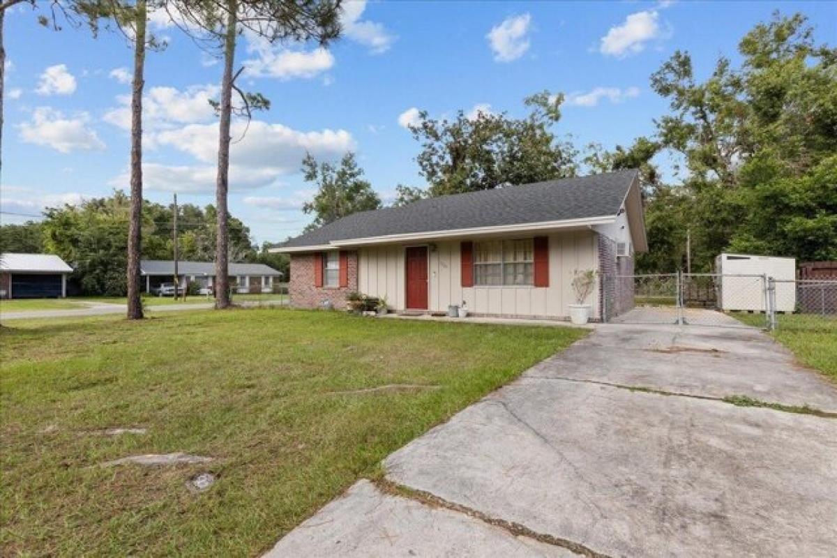 Picture of Home For Sale in Perry, Florida, United States