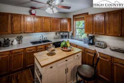 Home For Sale in Newland, North Carolina