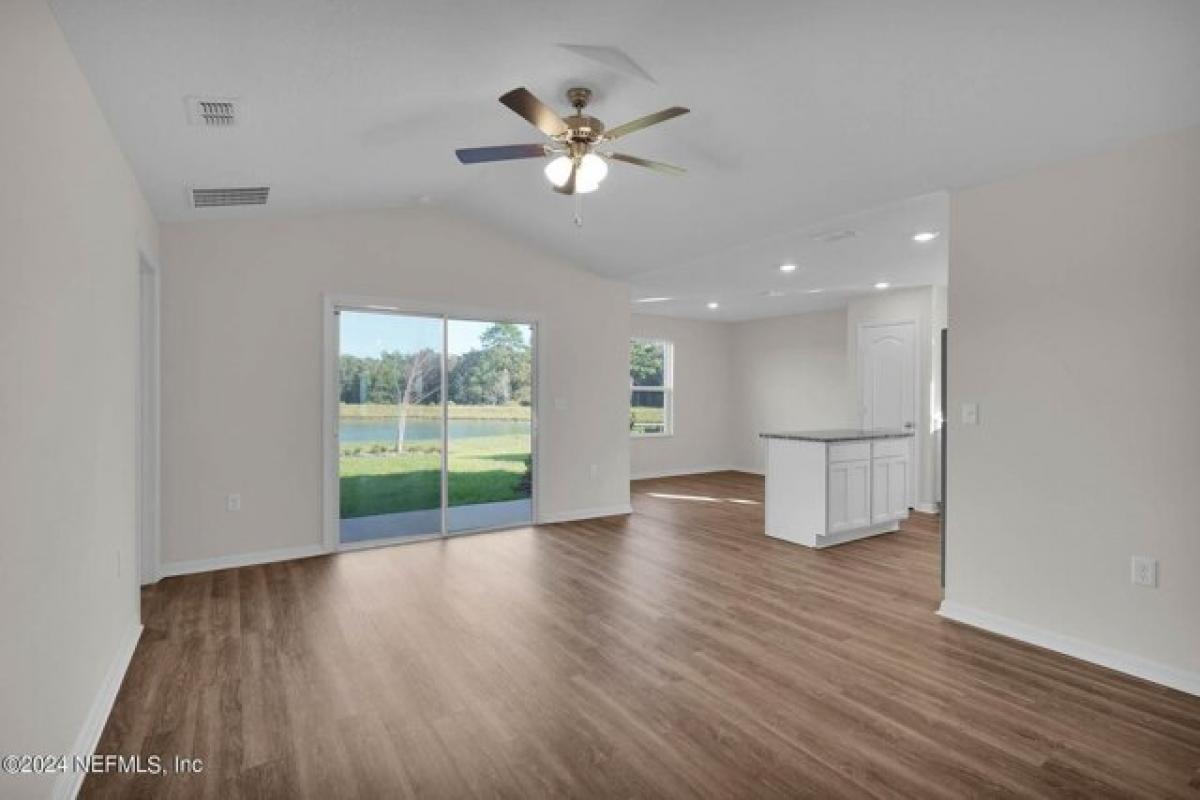 Picture of Home For Sale in Hilliard, Florida, United States