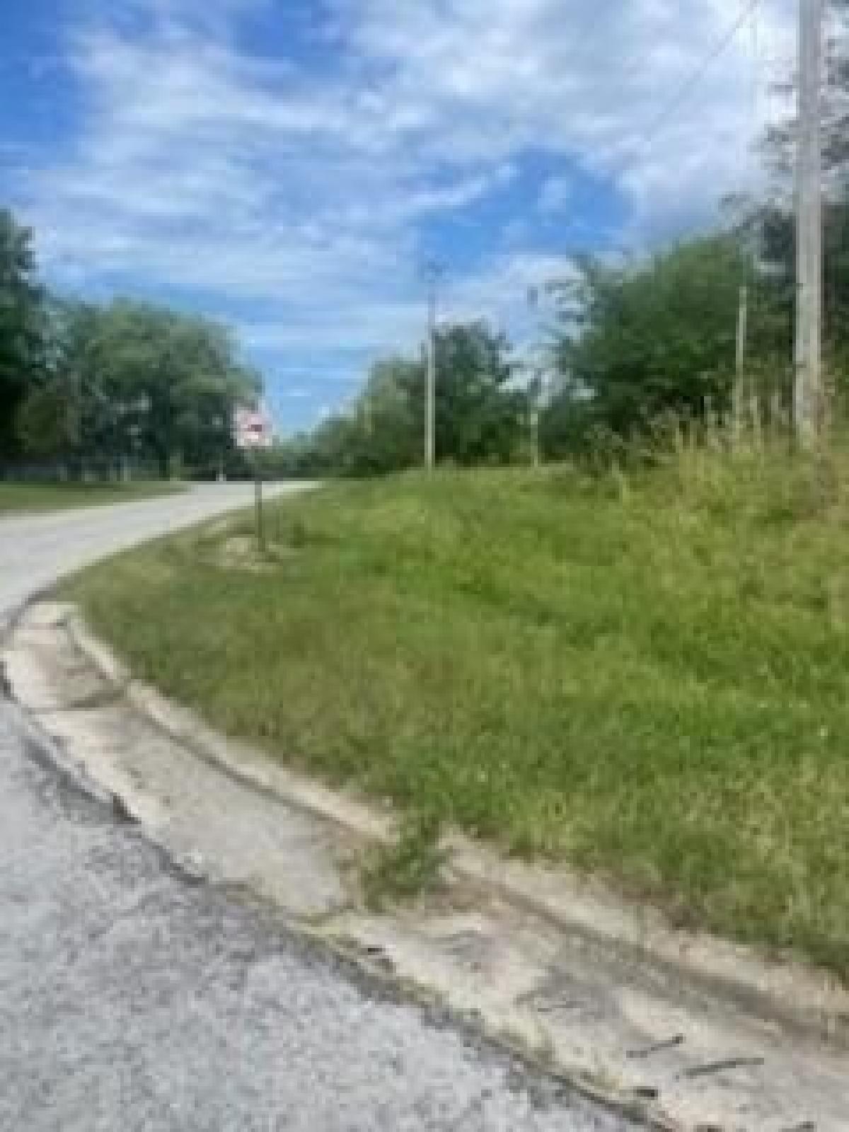 Picture of Residential Land For Sale in Xenia, Ohio, United States