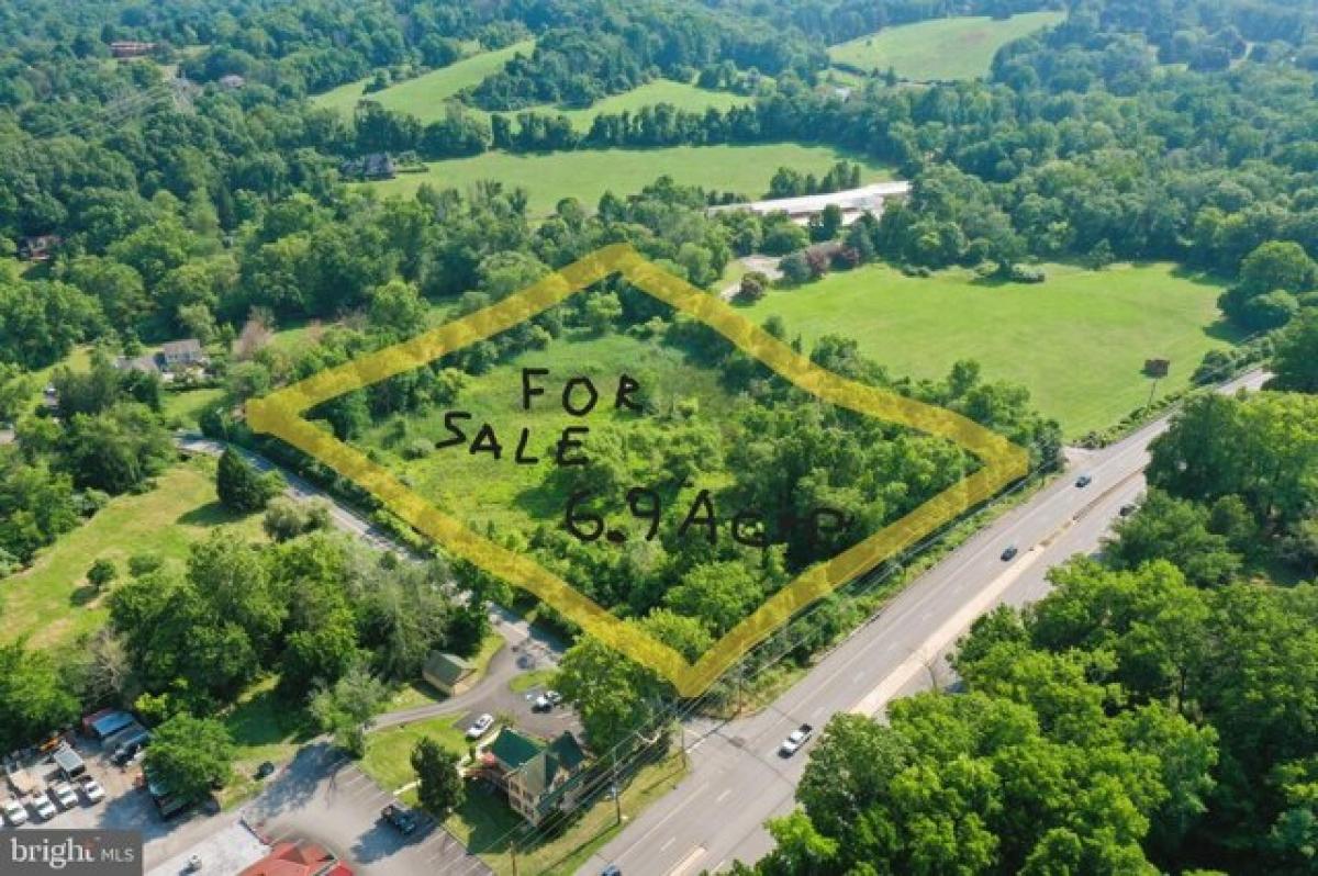 Picture of Residential Land For Sale in Chadds Ford, Pennsylvania, United States