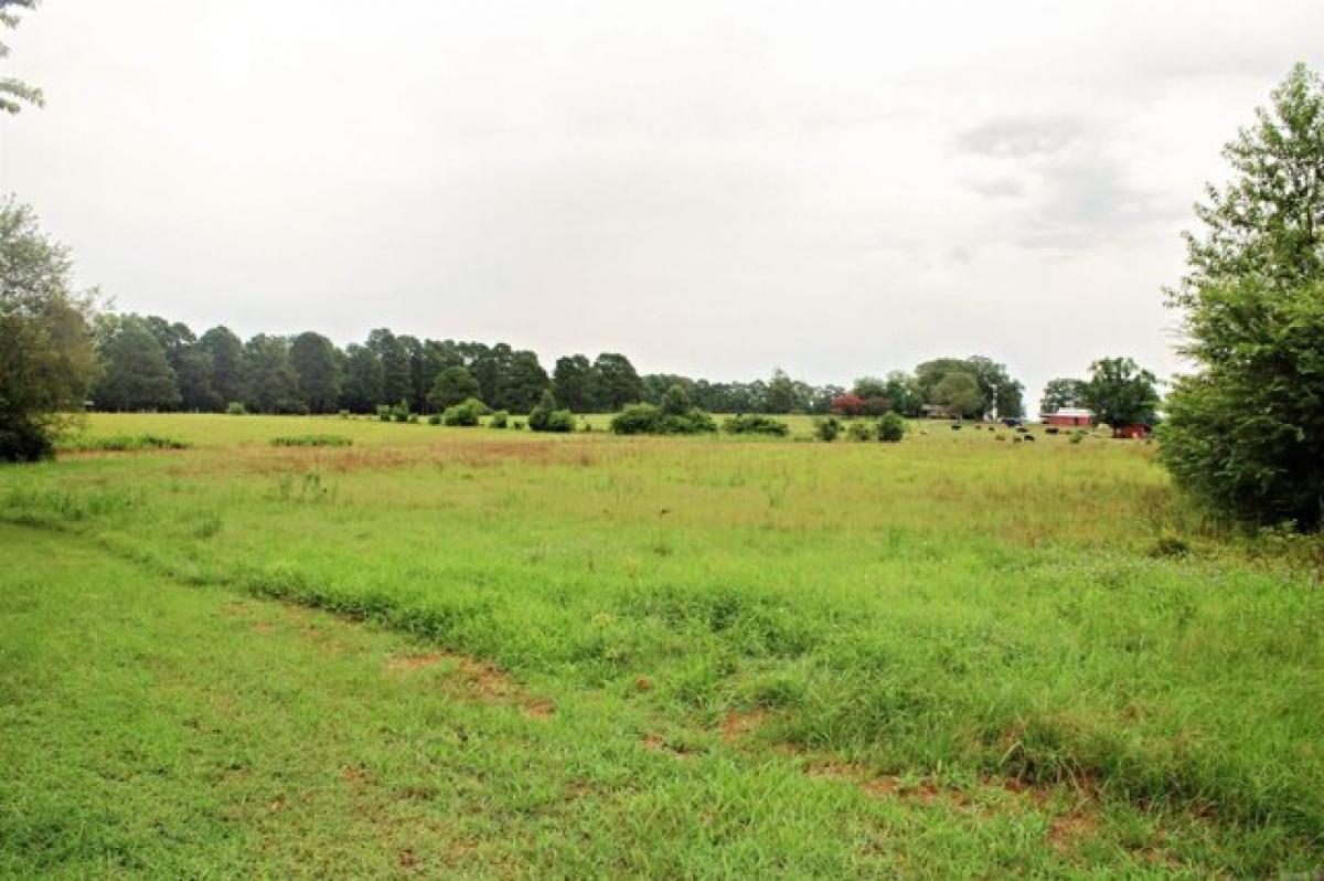 Picture of Home For Sale in Malvern, Arkansas, United States