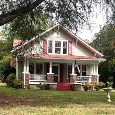 Home For Sale in Mocksville, North Carolina