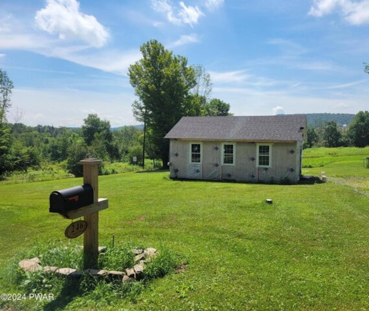 Picture of Home For Sale in Lakewood, Pennsylvania, United States