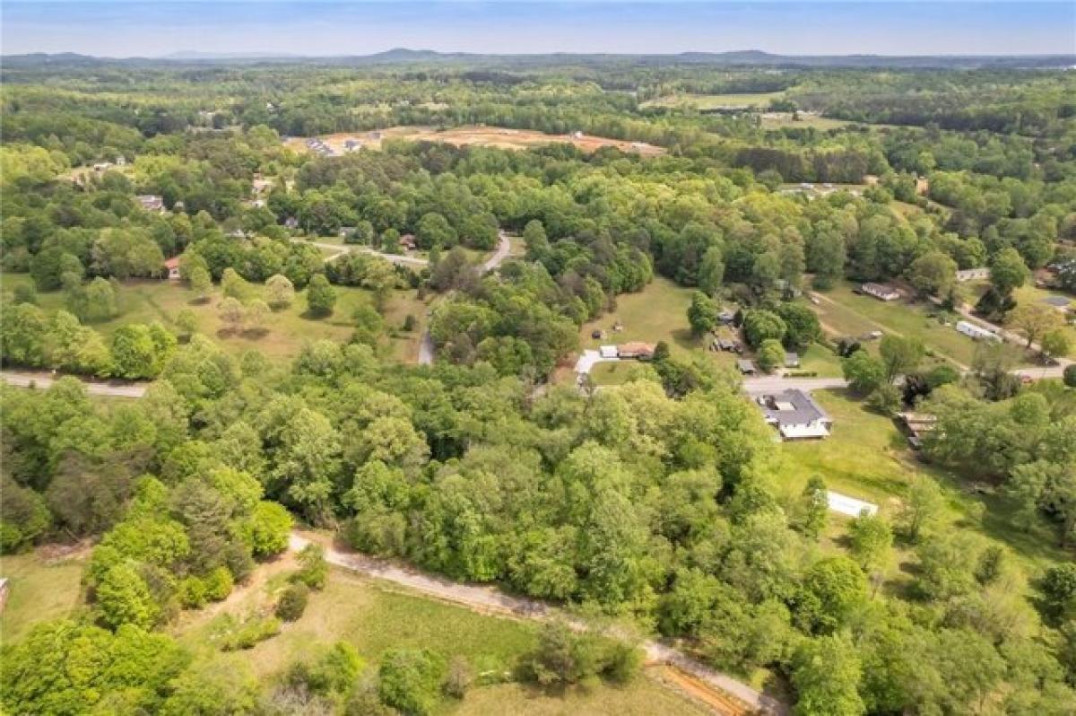 Picture of Residential Land For Sale in Liberty, South Carolina, United States