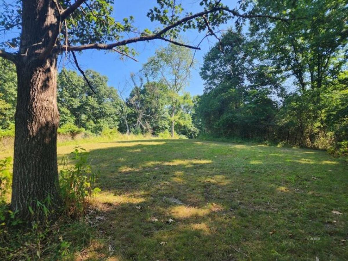 Picture of Residential Land For Sale in Athens, Ohio, United States