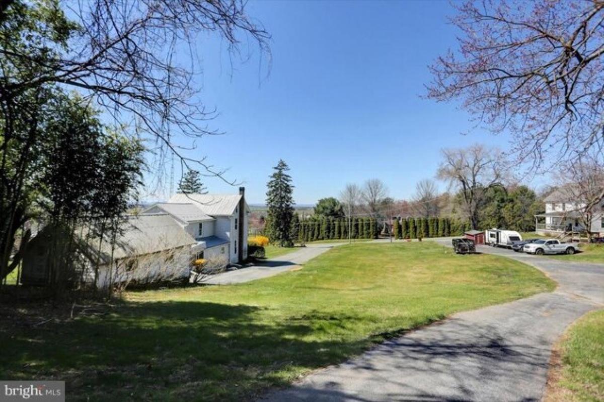 Picture of Home For Sale in Waynesboro, Pennsylvania, United States