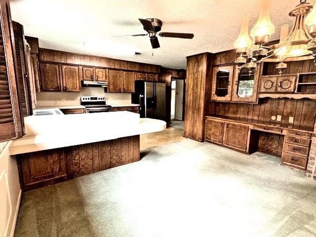 Picture of Home For Sale in Silsbee, Texas, United States