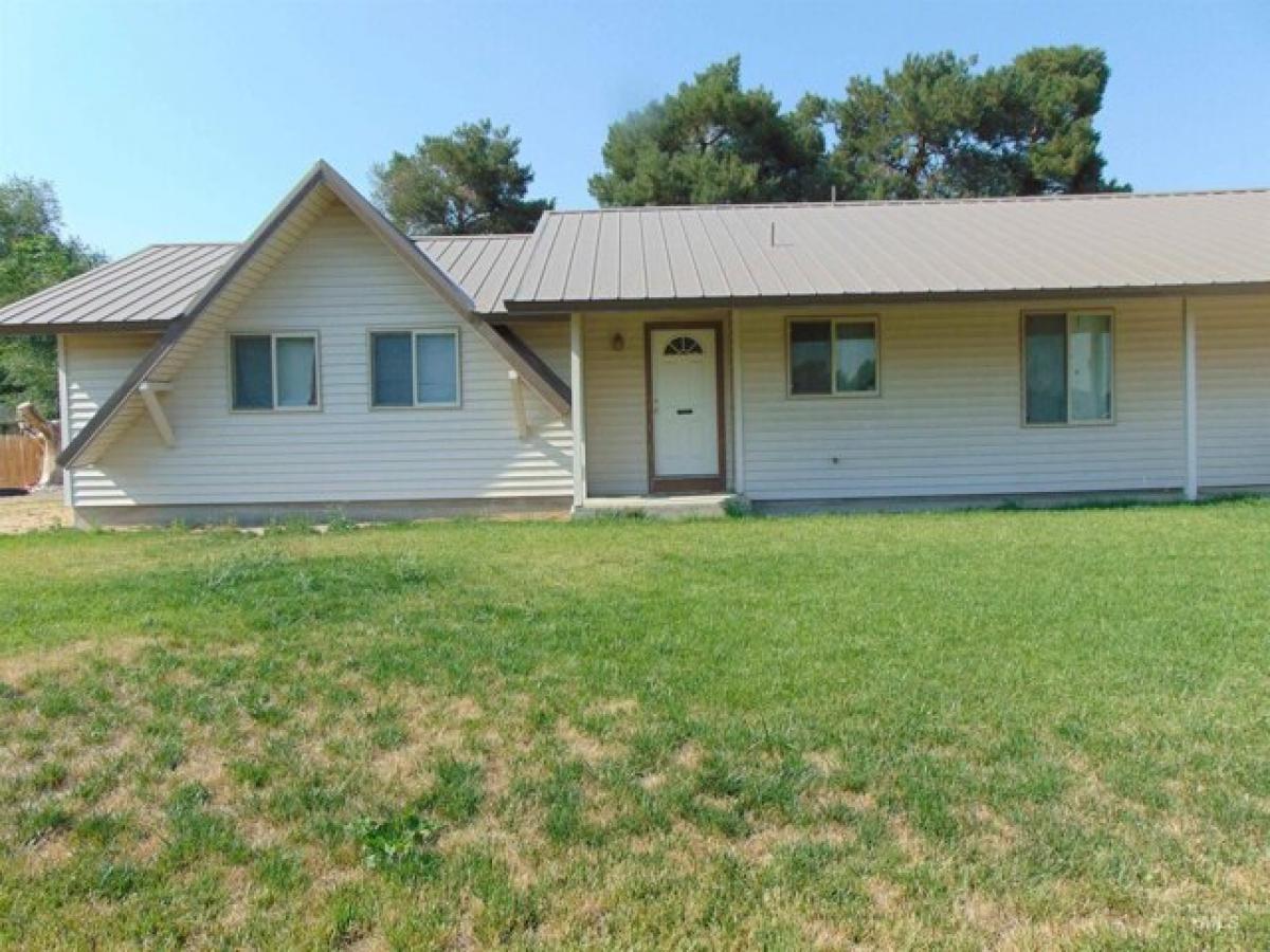 Picture of Home For Sale in Ontario, Oregon, United States