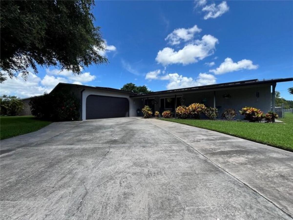 Picture of Home For Sale in Clewiston, Florida, United States