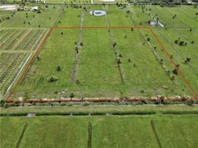 Residential Land For Sale in Fellsmere, Florida