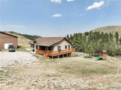 Home For Sale in Reed Point, Montana