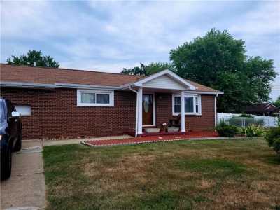 Home For Sale in Monaca, Pennsylvania