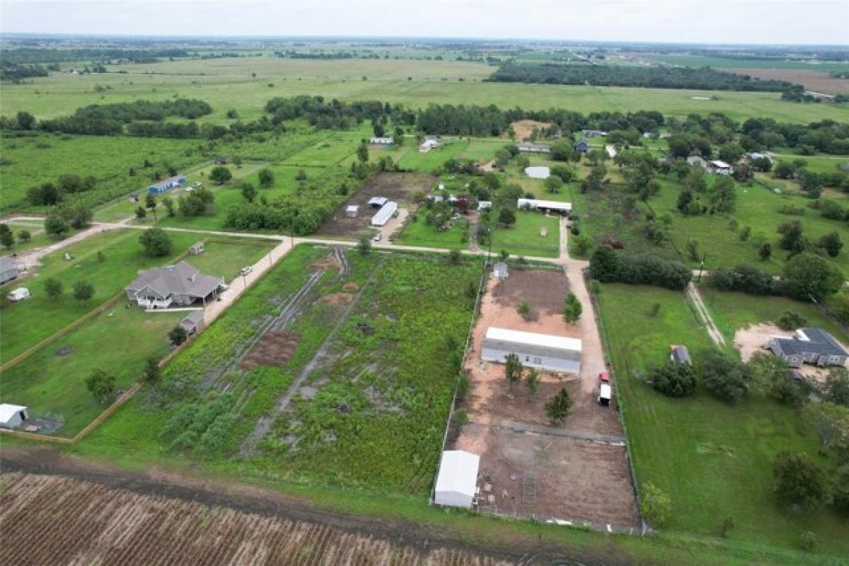 Picture of Residential Land For Sale in Beasley, Texas, United States