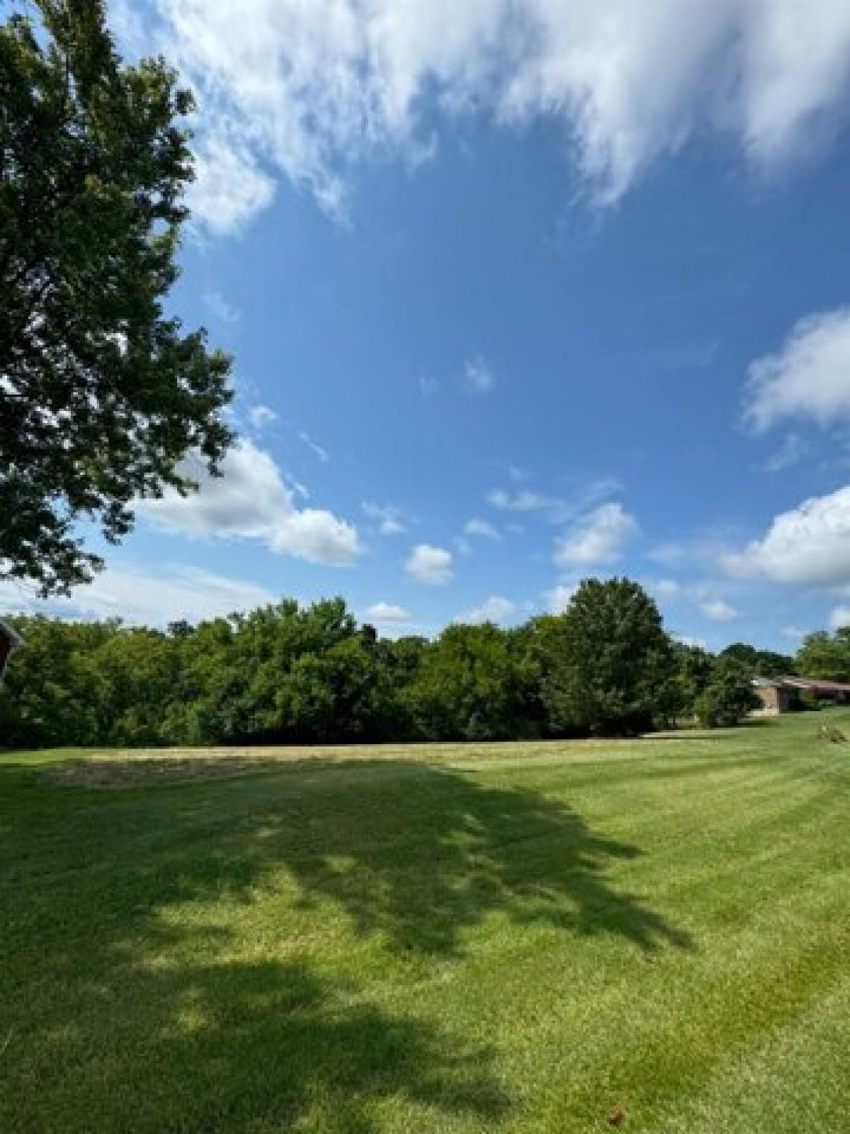 Picture of Residential Land For Sale in Aurora, Indiana, United States