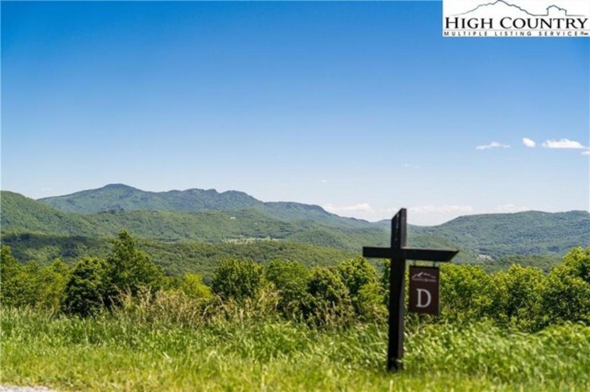 Picture of Residential Land For Sale in Banner Elk, North Carolina, United States