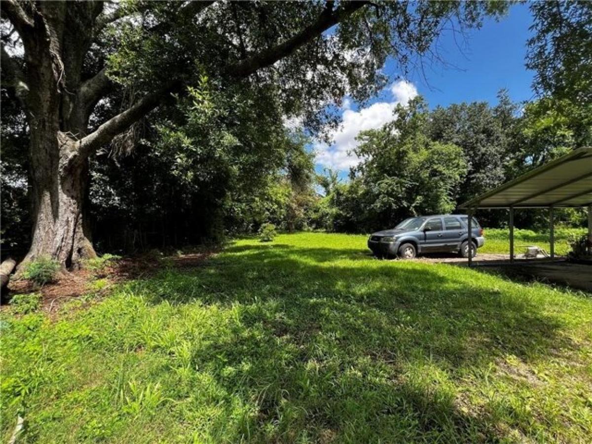 Picture of Residential Land For Sale in Bridge City, Louisiana, United States