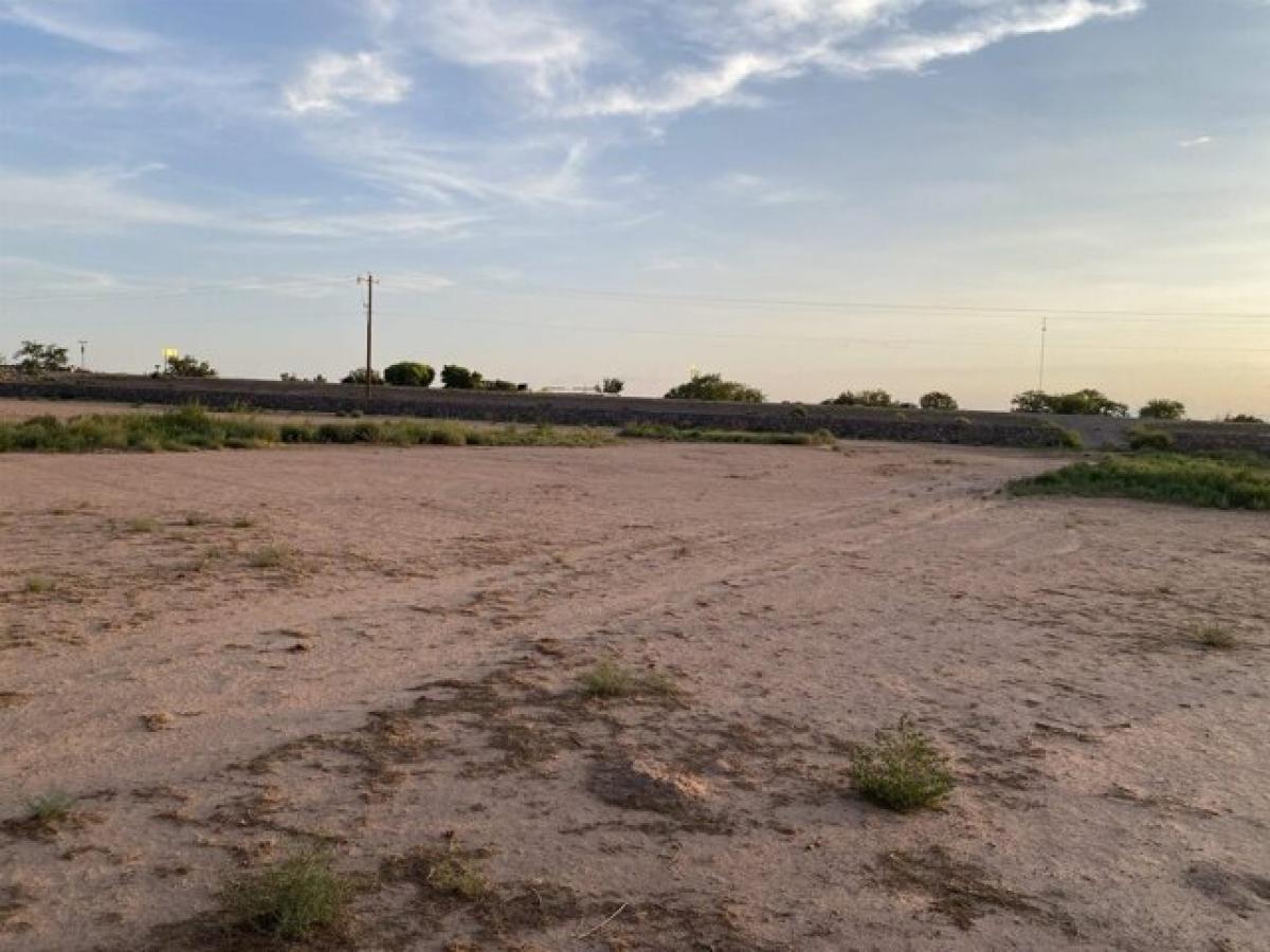 Picture of Residential Land For Sale in Tularosa, New Mexico, United States