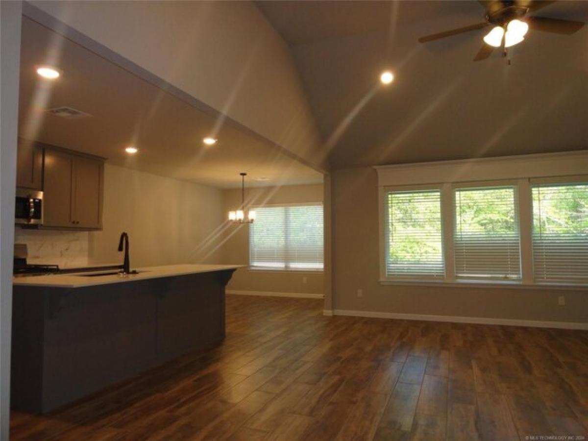 Picture of Home For Rent in Broken Arrow, Oklahoma, United States