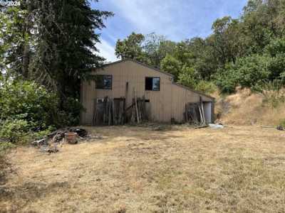 Residential Land For Sale in Roseburg, Oregon