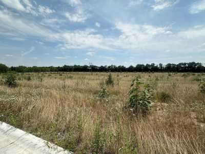 Residential Land For Sale in Park City, Kansas