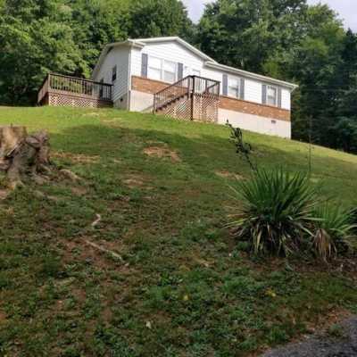 Home For Sale in Troutville, Virginia