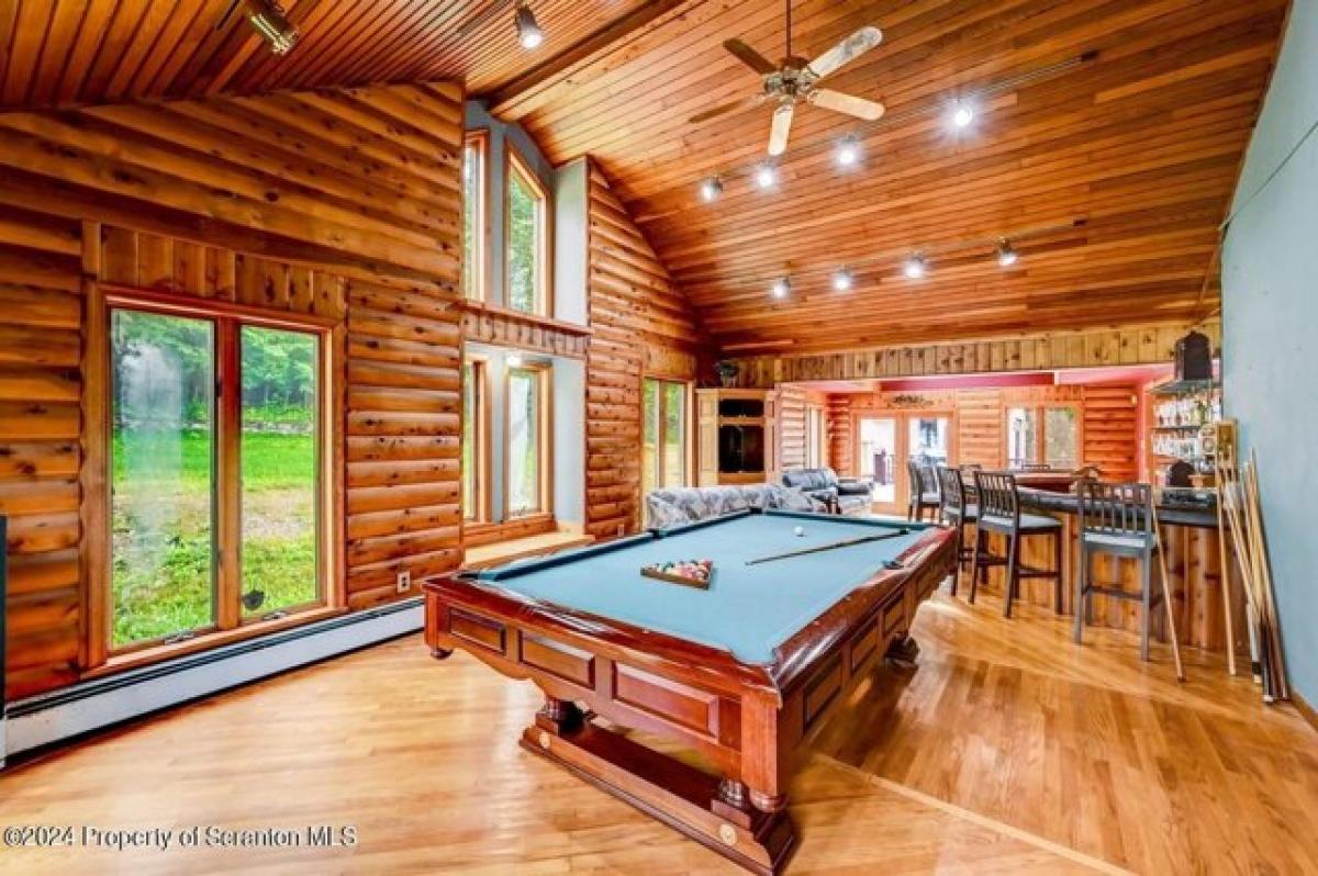 Picture of Home For Sale in Nicholson, Pennsylvania, United States