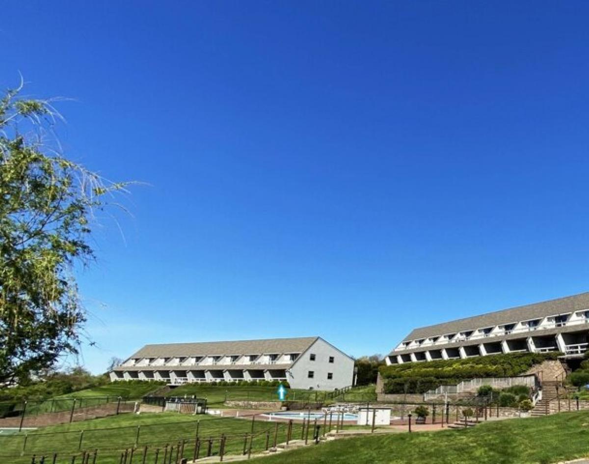 Picture of Home For Sale in Montauk, New York, United States