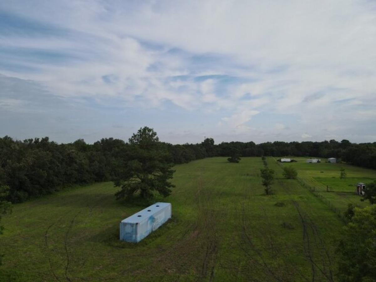 Picture of Residential Land For Sale in Santa Fe, Texas, United States